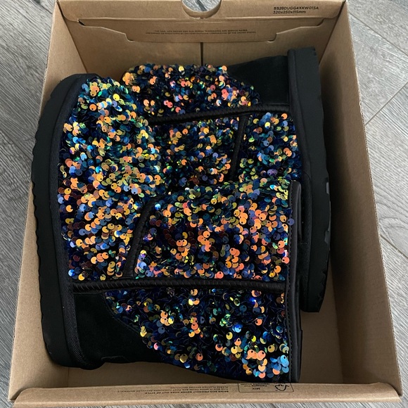 Kid’s Classic II Stellar Sequin - Picture 3 of 9